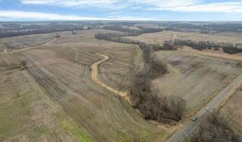 8718 OH-752, Ashville, OH 43103