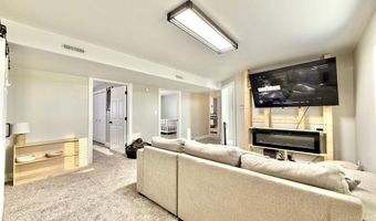 26855 SW 89th Rd, Beatrice, NE 68310