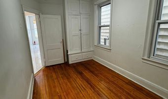 76 W 45TH St, Bayonne, NJ 07002