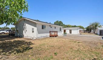 1055 S Wright Rd, Santa Rosa, CA 95407