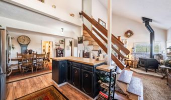 66260 Rebecca Ln, Bend, OR 97703