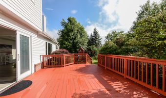 2400 Rockport Ct, Ann Arbor, MI 48103