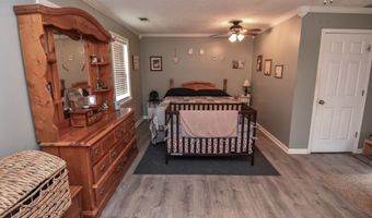 1579 Van Buren Rd, Barnesville, GA 30204