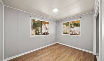 3904 Maunahilu Pl, Honolulu, HI 96816