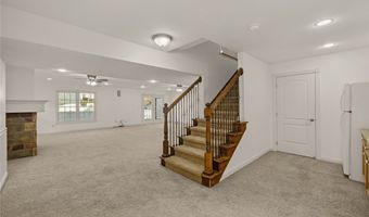 221 19th St SW, Altoona, IA 50009