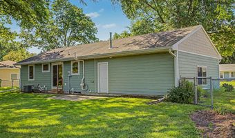 623 River Oak Dr, Ames, IA 50010
