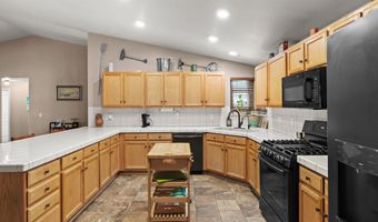 1476 Grey Bluffs Dr, Fernley, NV 89408