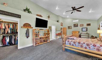 191 Clear Creek Rd, Cascade, ID 83611