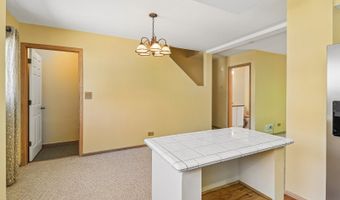 782 Highview Ct C, Antioch, IL 60002