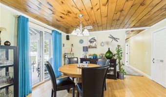 95 Mail Rd, Exeter, RI 02822