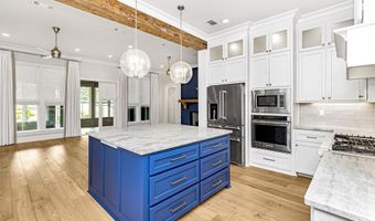 9352 Inniswylde Dr, Baton Rouge, LA 70809