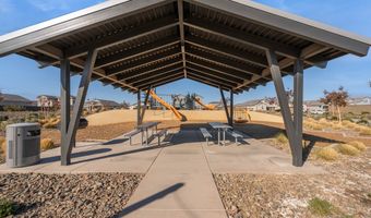 9348 S MARISOL Dr, Apache Junction, AZ 85120