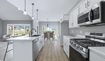 112 Oak Tree Pl, Avilla, IN 46710