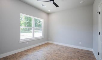 30 Selland Dr, Bella Vista, AR 72715