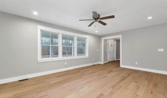 606 Alton Mountain Rd, Alton, NH 03810