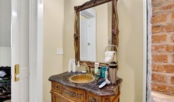 1611 Glenn Swetman St, Biloxi, MS 39530