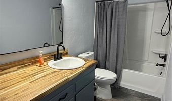 20 NW 15th Ave, Ardmore, OK 73401
