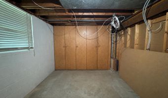 4014 Toronto St, Ames, IA 50014