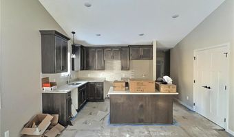 810 Morrison Ave, Annandale, MN 55302