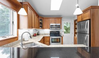 84 Cardinal Dr, North Kingstown, RI 02852