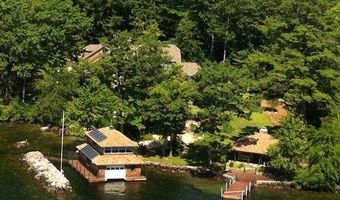 118 Woodlands Rd, Alton, NH 03810