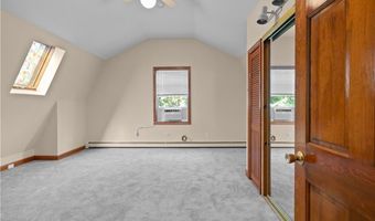 26 Channing St, Newport, RI 02840