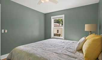 1858 Rutledge St, Madison, WI 53704