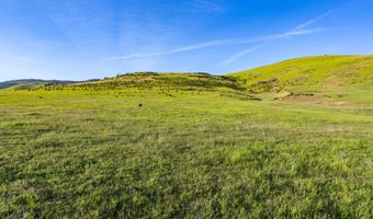 312 Sky Ridge Rd, Ashland, OR 97520