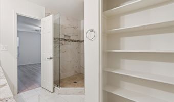 1722 N COMANCHE Dr, Chandler, AZ 85224