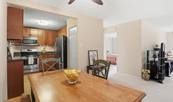 4600 S FOUR MILE RUN Dr 207, Arlington, VA 22204