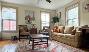 18 Barney St Barney Ct, Newport, RI 02840