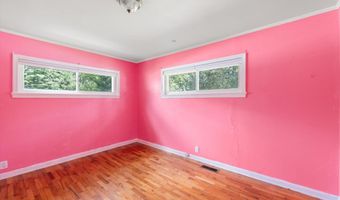 1000 Glenn St, Athens, TN 37303