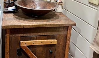 290 WOODS Rd, Abbottstown, PA 17301