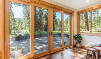 16396 Skyline Dr, Bend, OR 97703
