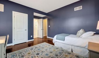 20405 SAVIN HILL Dr, Ashburn, VA 20147