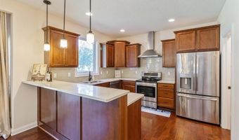 4121 Cochrane Pkwy, Ames, IA 50014