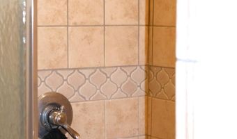 404 408 W 3rd St, Capitan, NM 88316