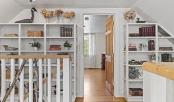 11 Old County Rd, Appleton, ME 04862