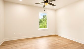 19 Lothian Ln, Bella Vista, AR 72715