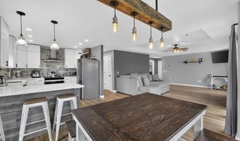 21005 Lawrence 2074, Ash Grove, MO 65604