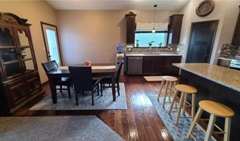 1302 18th Dr NE, Austin, MN 55912