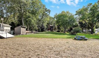 22806 W Loon Lake Blvd, Antioch, IL 60002