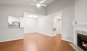 20322 BEECHWOOD Ter 301, Ashburn, VA 20147