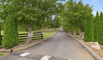 1020 Thomas Rd, Benton, TN 37307