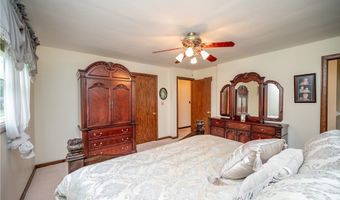 6685 Elwood St, Austintown, OH 44515