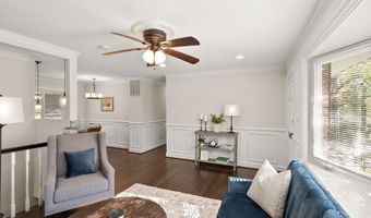 4211 DOWNING St, Annandale, VA 22003