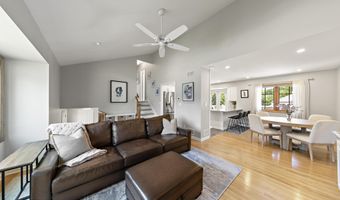 522 Mackey Ave, Belford, NJ 07718
