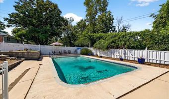117 Windcliffe Dr, Ballwin, MO 63021