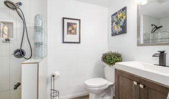 140 UWAPO Rd 39-102, Kihei, HI 96753