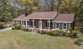 512 Raymond Dr, Arapahoe, NC 28510